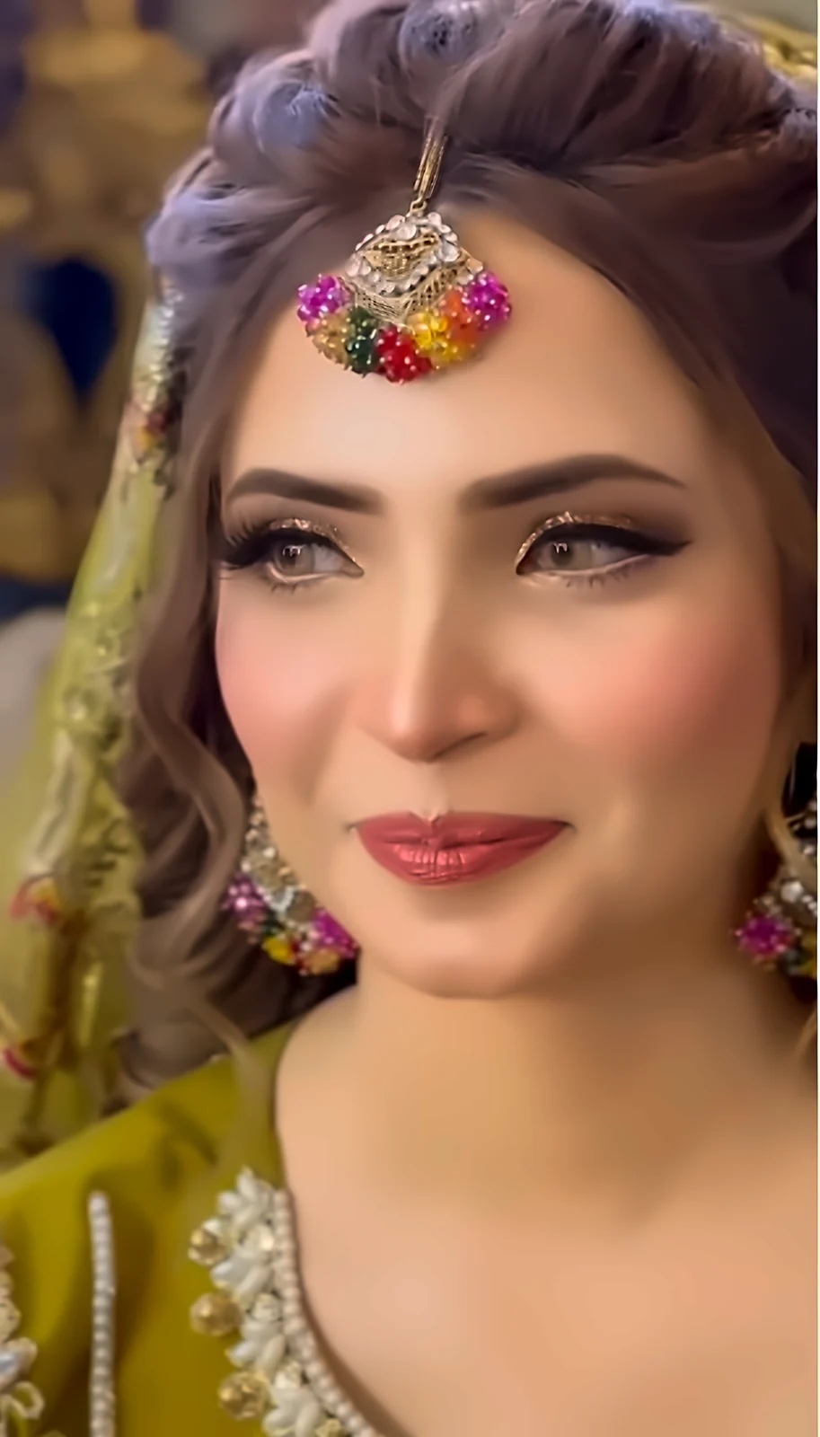 Mehndi bride at Glow Beauty Salon Kasur