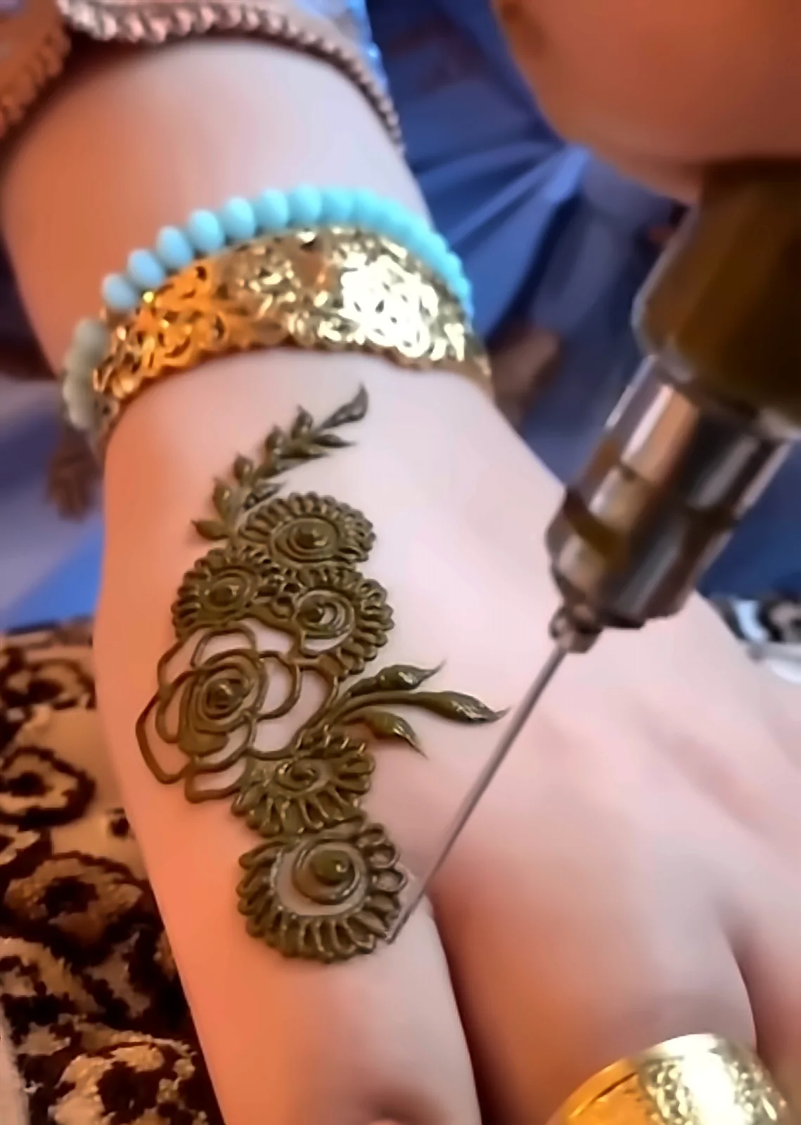 Injection mehndi at Glow Beauty Salon Kasur