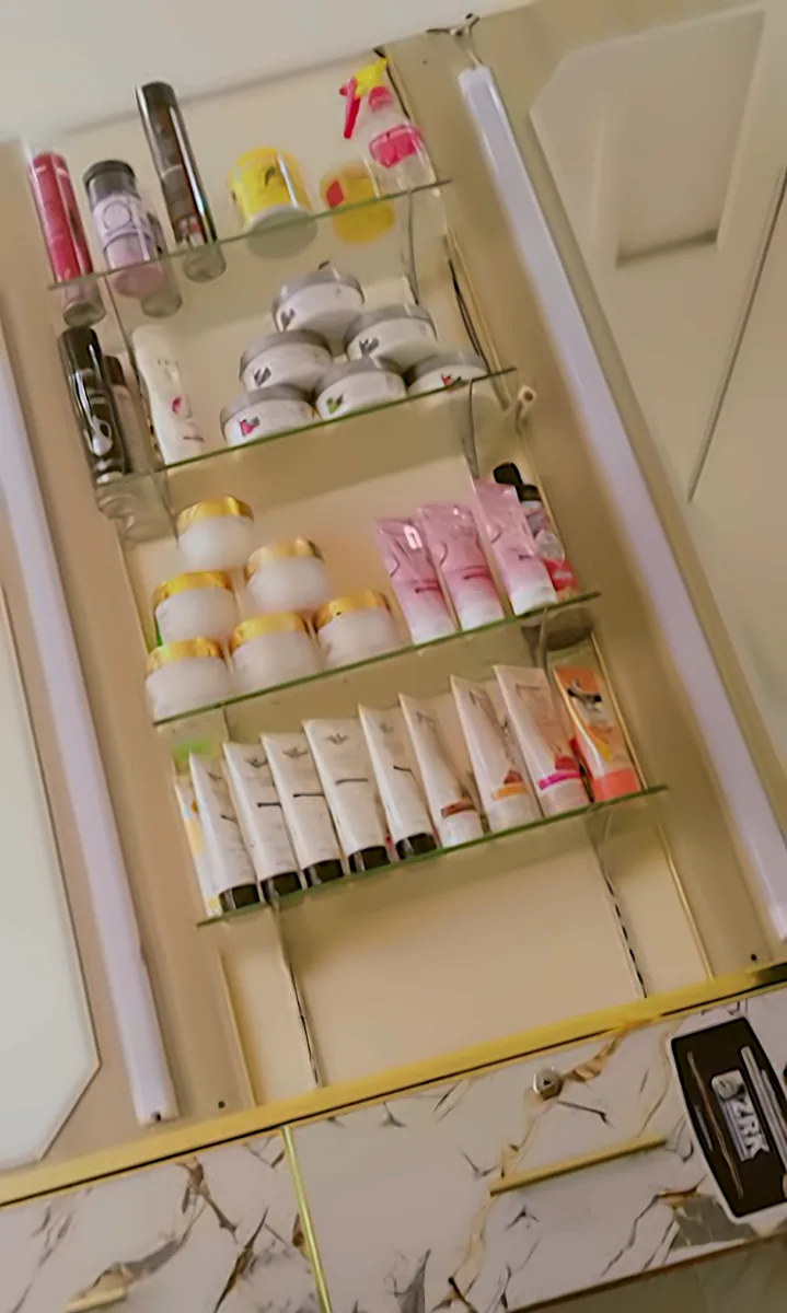 Skin care products used at Glow Beauty Salon Kasur